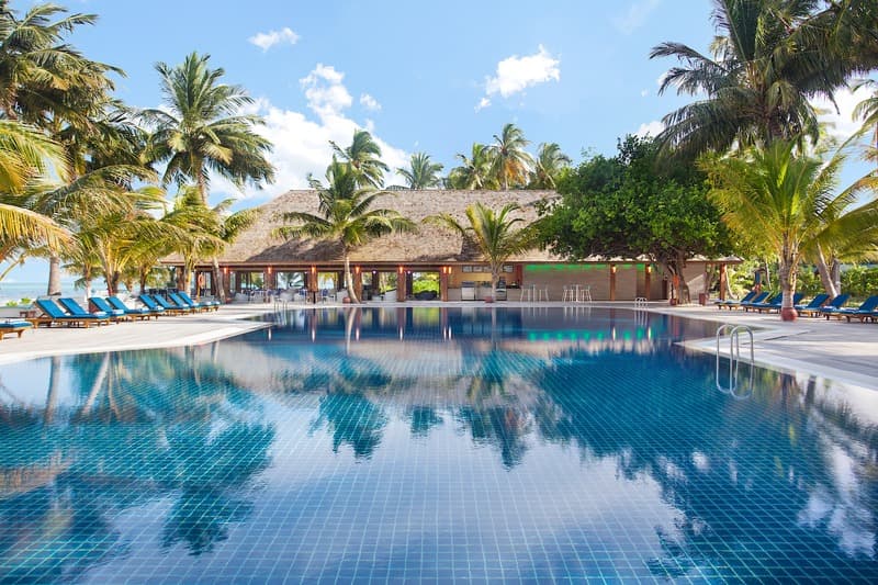 Meeru Island Resort Hotel