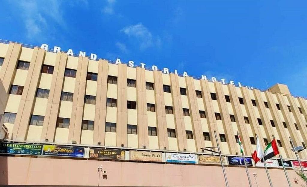 Grand Astoria Hotel