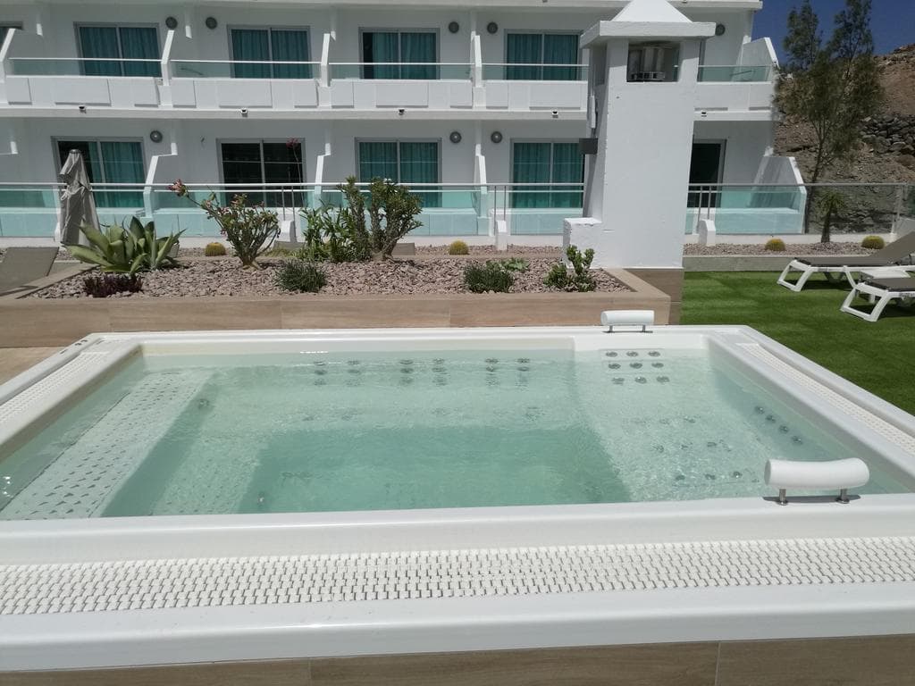 undefined image 2