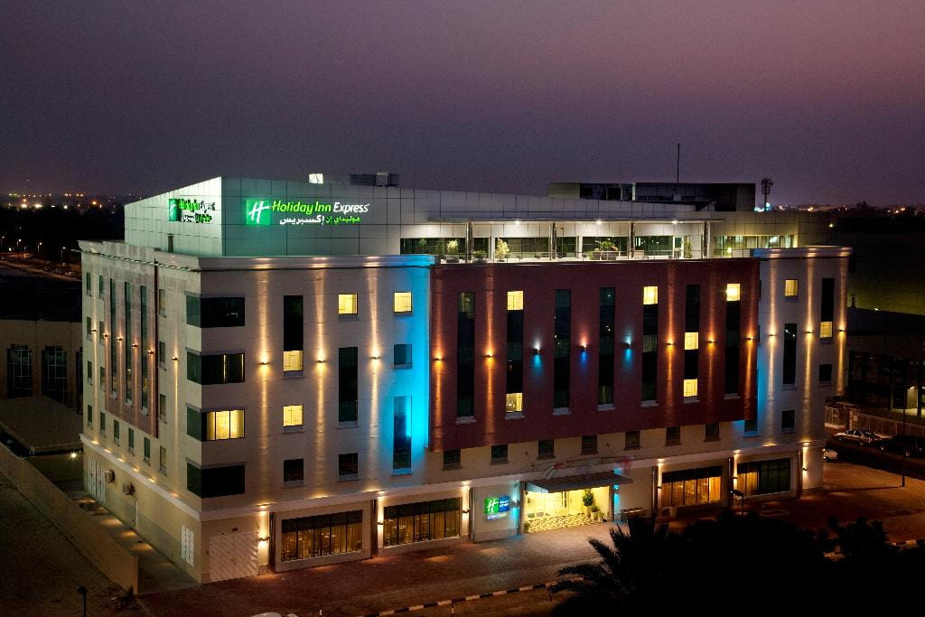 Holiday Inn Express Dubai- Safa Park