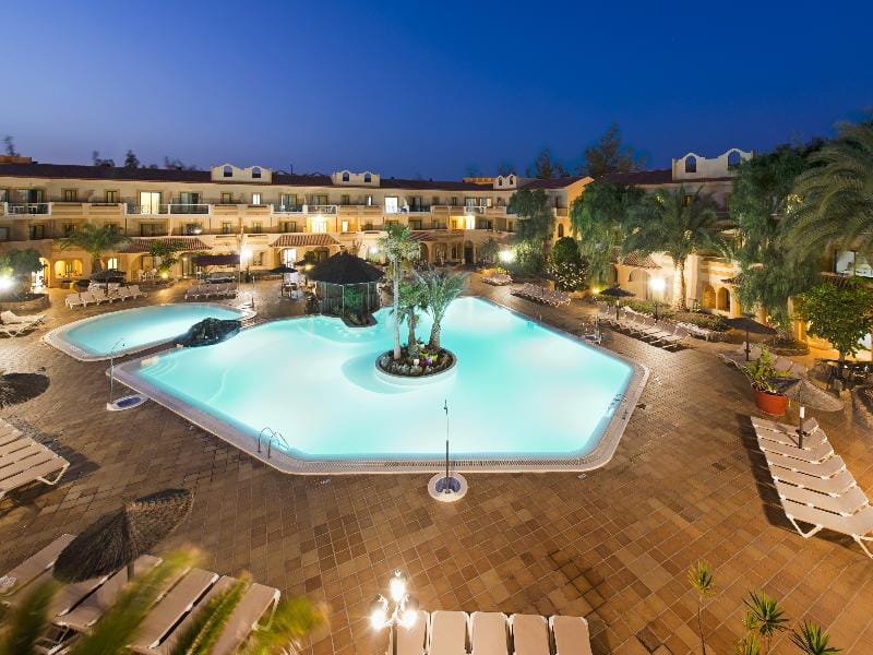 Elba Lucia Sport & Suite Hotel