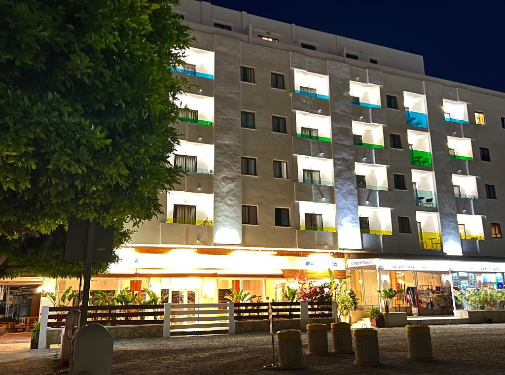 Poniente Playa Aparthotel