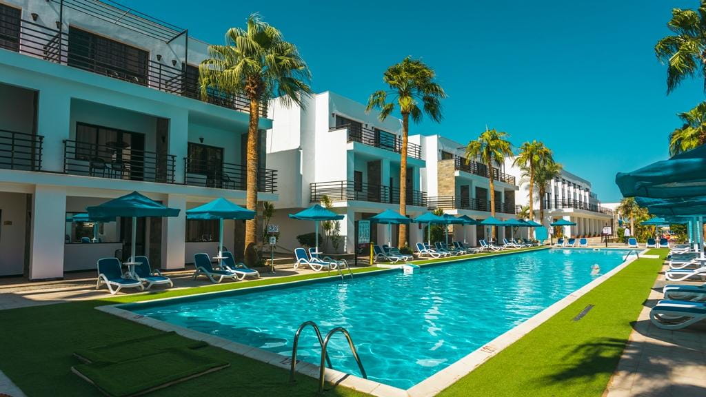 La Rosa Waves Beach Resort And Aqua Park