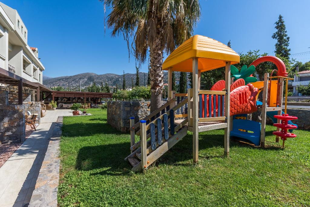 Dias Luxury Studios and Apartments