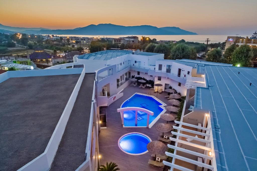 Delfina Art Resort Hotel