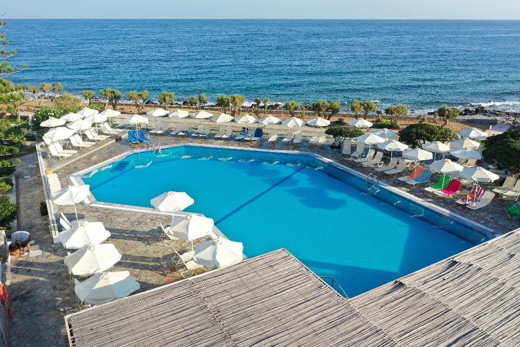 Maritimo Beach Hotel