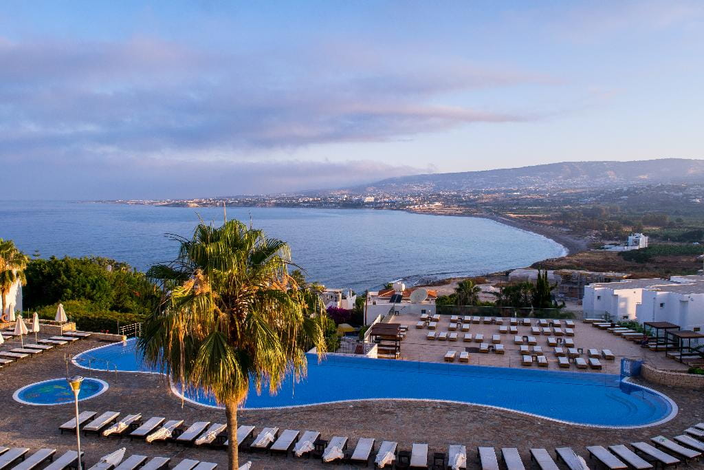 Theo Sunset Bay Hotel