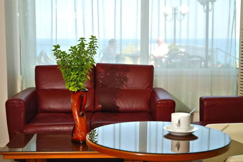 Captain's & Commodore Complex