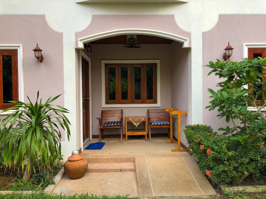 Ginis Beach Resort By Zuzu