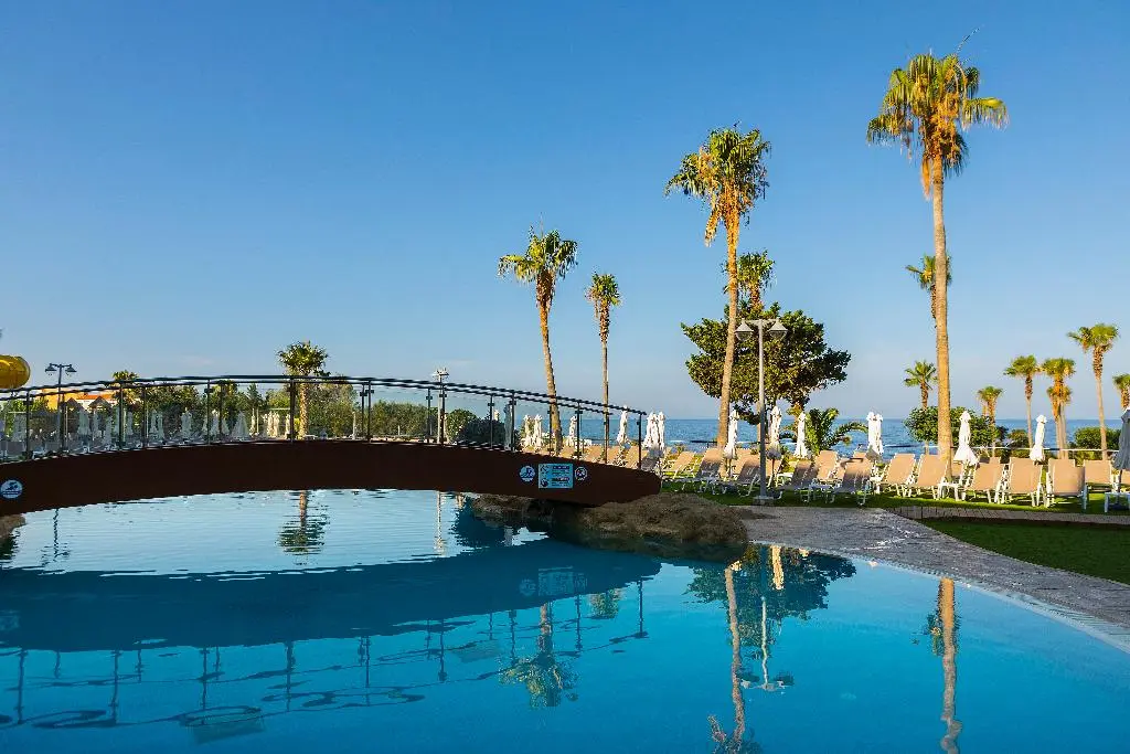 Leonardo Laura Beach & Splash Resort