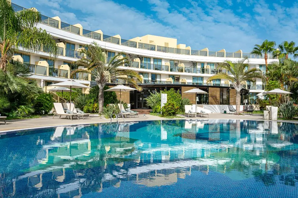 Sir Anthony Hotel