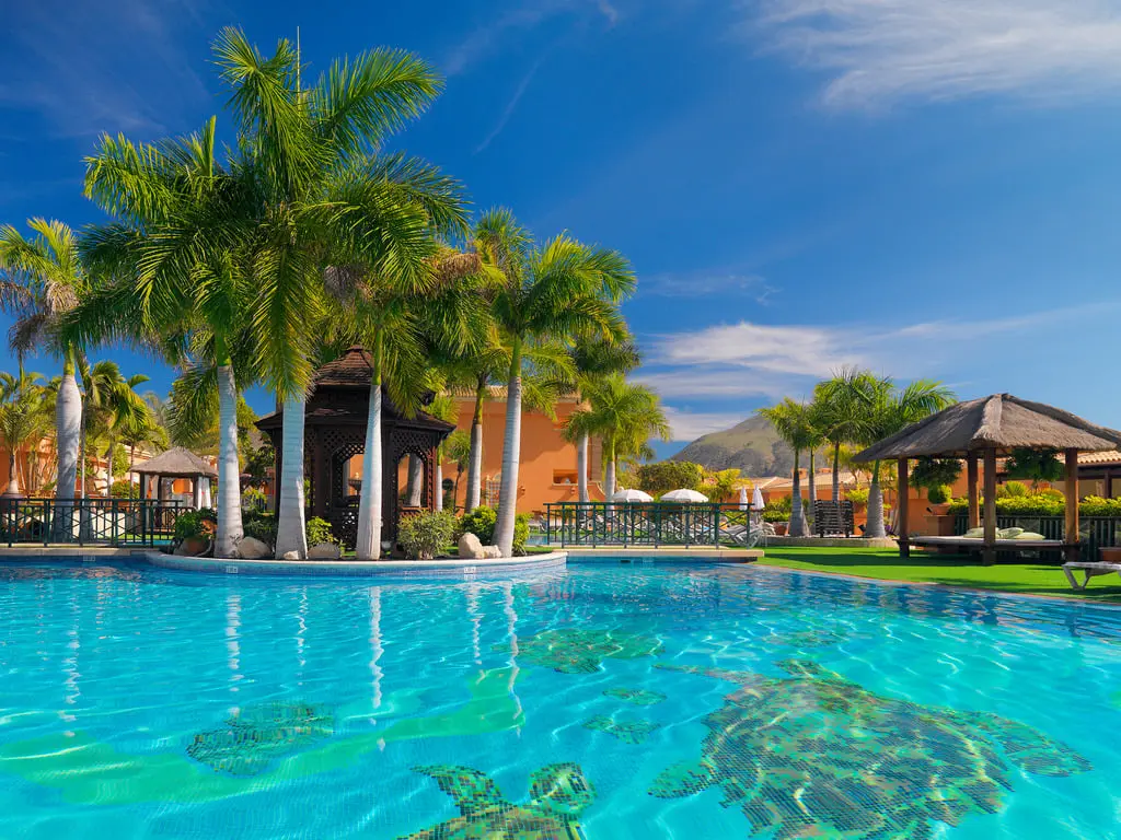 Green Garden Resort and Suites
