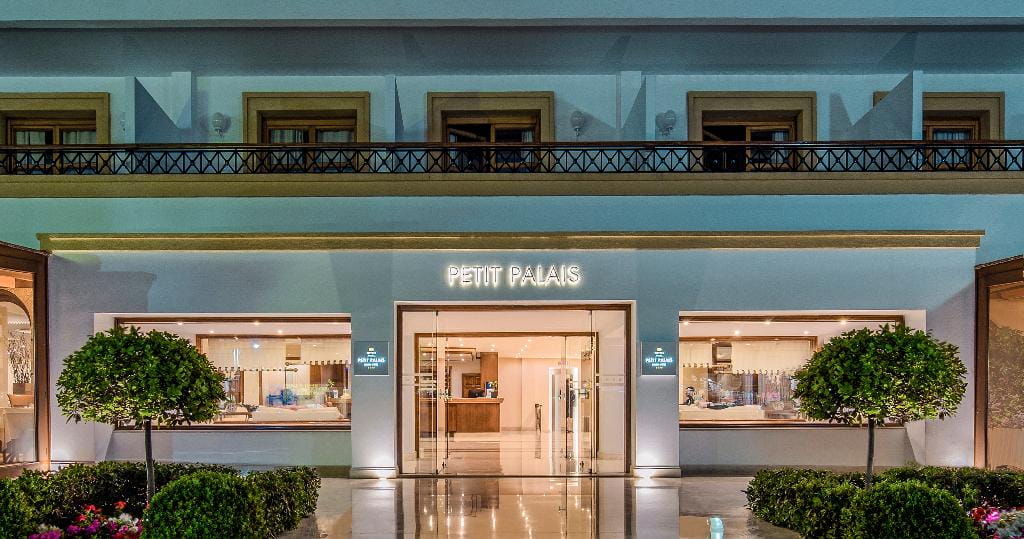 Mitsis Petit Palais Beach Hotel