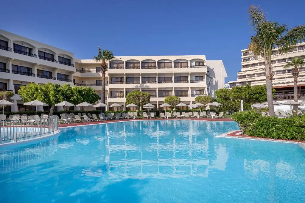 Sol by Melia Cosmopolitan Rhodes