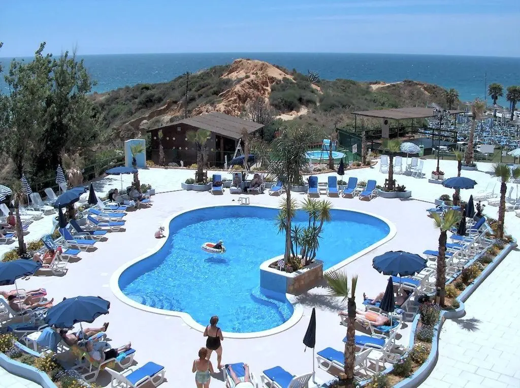 Auramar Beach Resort Hotel