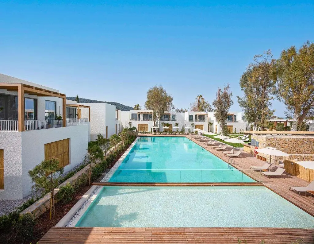 Voyage Torba and Private Hotel