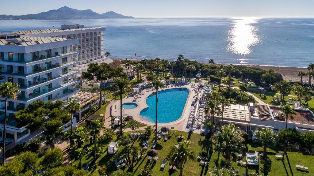 Playa Esperanza Resort