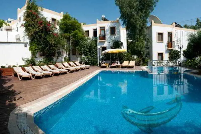 Manuela Hotel