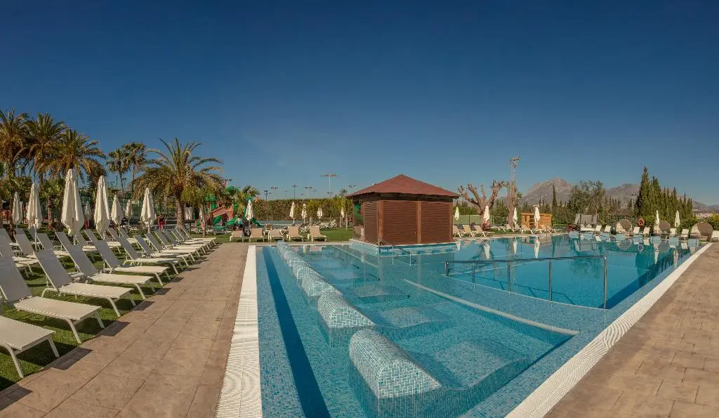 Magic Robin Hood Sports, Waterpark & Medieval Lodge Resort
