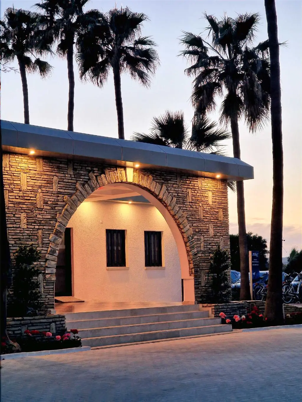 Sveltos Hotel