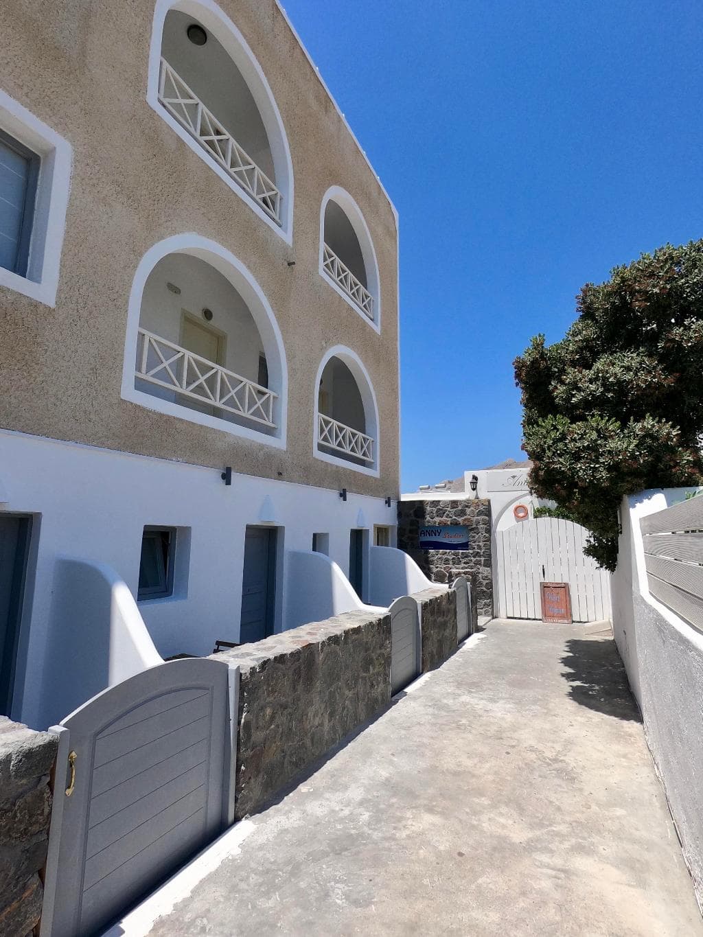 undefined thumbnail 3