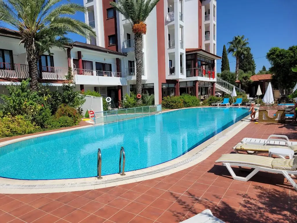 Carna Garden Hotel