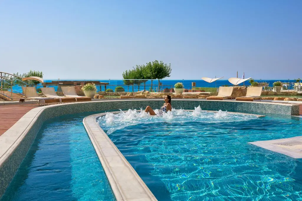 Elysium Resort & Spa Hotel