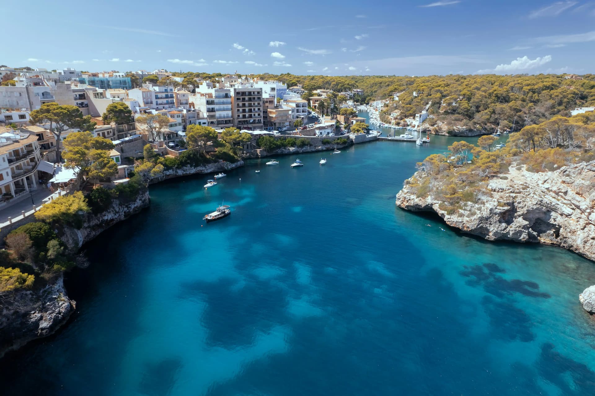 <h3 style="text-align: center;"><strong>All Inclusive Beach Hotels in Majorca</strong></h3>